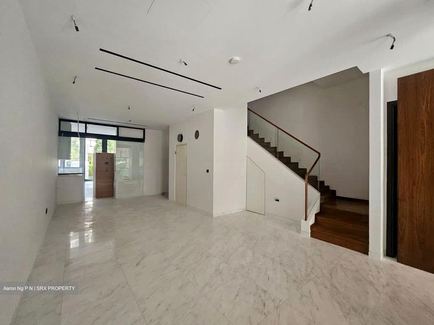 Loyang Besar Close (D17), Terrace #610228311